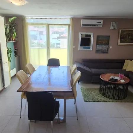 Kuca Za Odmor Dean Feriehus