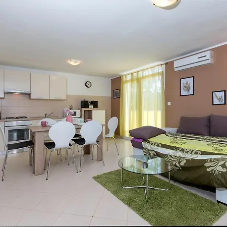 Kuca Za Odmor Dean Tatil Evi Pavicini